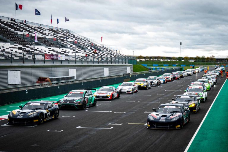 Trophée Tourisme Endurance Magny-Cours 2020 Grille de départ de l'Endurance TTE à Magny-Cours