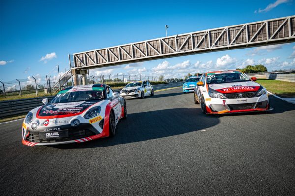 Berline TTE sur le circuit du Val de Vienne