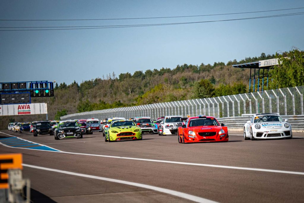 Départ du Free Racing Berline/GT à Dijon