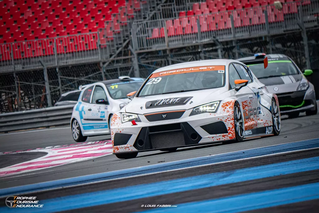 Le Free Racing Berline/GT au Circuit Paul Ricard