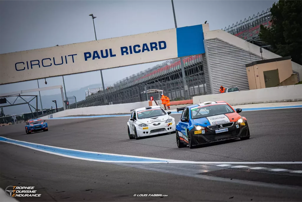Le TTE Pirelli Series en pleine course au Paul Ricard