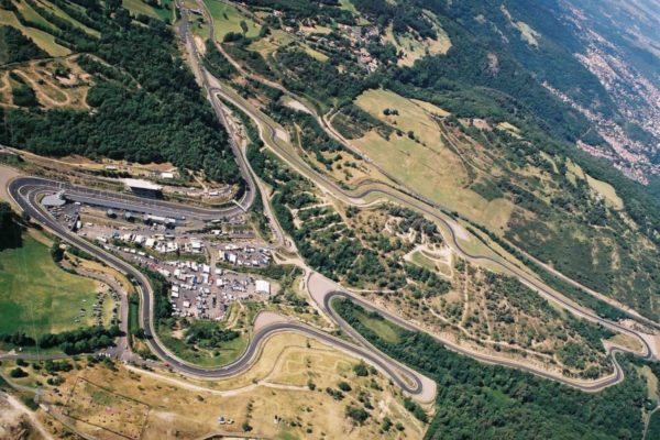 Circuit de Charade en vue aérienne
