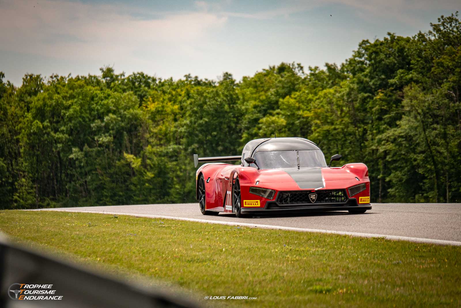 Voiture de course à construire