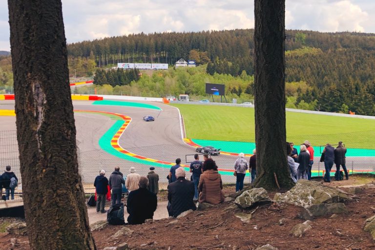 stijn-de-vries-VhTlt1WVJn4-unsplash Virage Chicane Bus Stop circuit de Spa Francorchamps